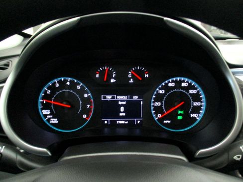 Used 2024 Chevrolet Malibu LT image 19