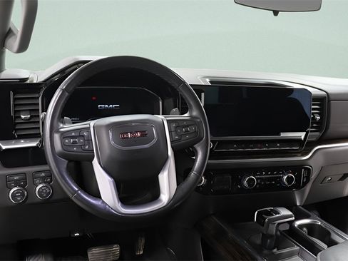 Used 2022 GMC Sierra 1500 Elevation image 8