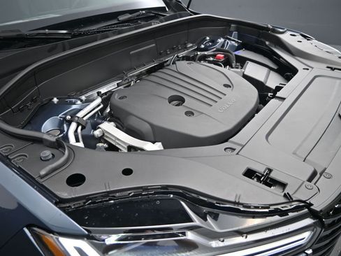 New 2026 Volvo XC90 B5 Core AWD/4WD image 39