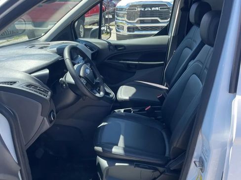 Used 2022 Ford Transit Connect XL FWD image 2