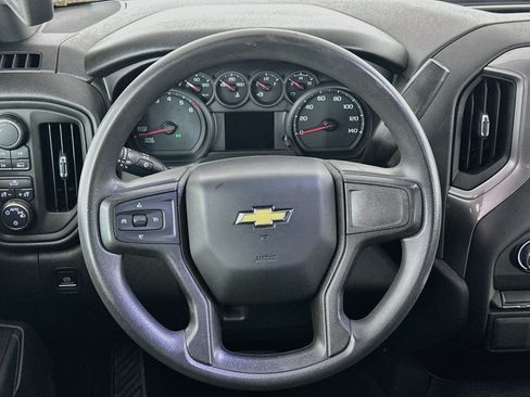 Used 2021 Chevrolet Silverado 1500 Custom AWD/4WD image 18