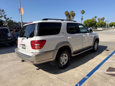 Used 2002 Toyota Sequoia SR5 RWD image 11