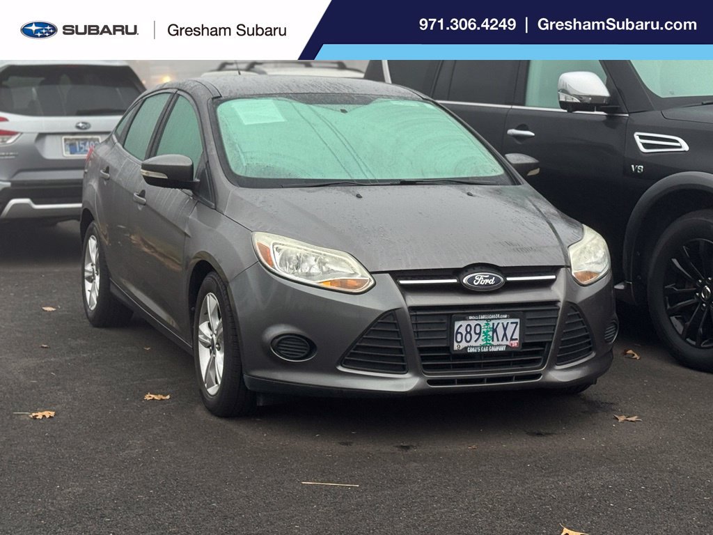 Used 2013 Ford Focus SE FWD image 1