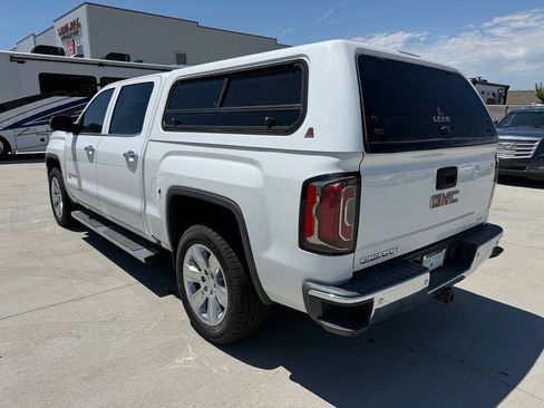 Used 2018 GMC Sierra 1500 SLT AWD/4WD image 5