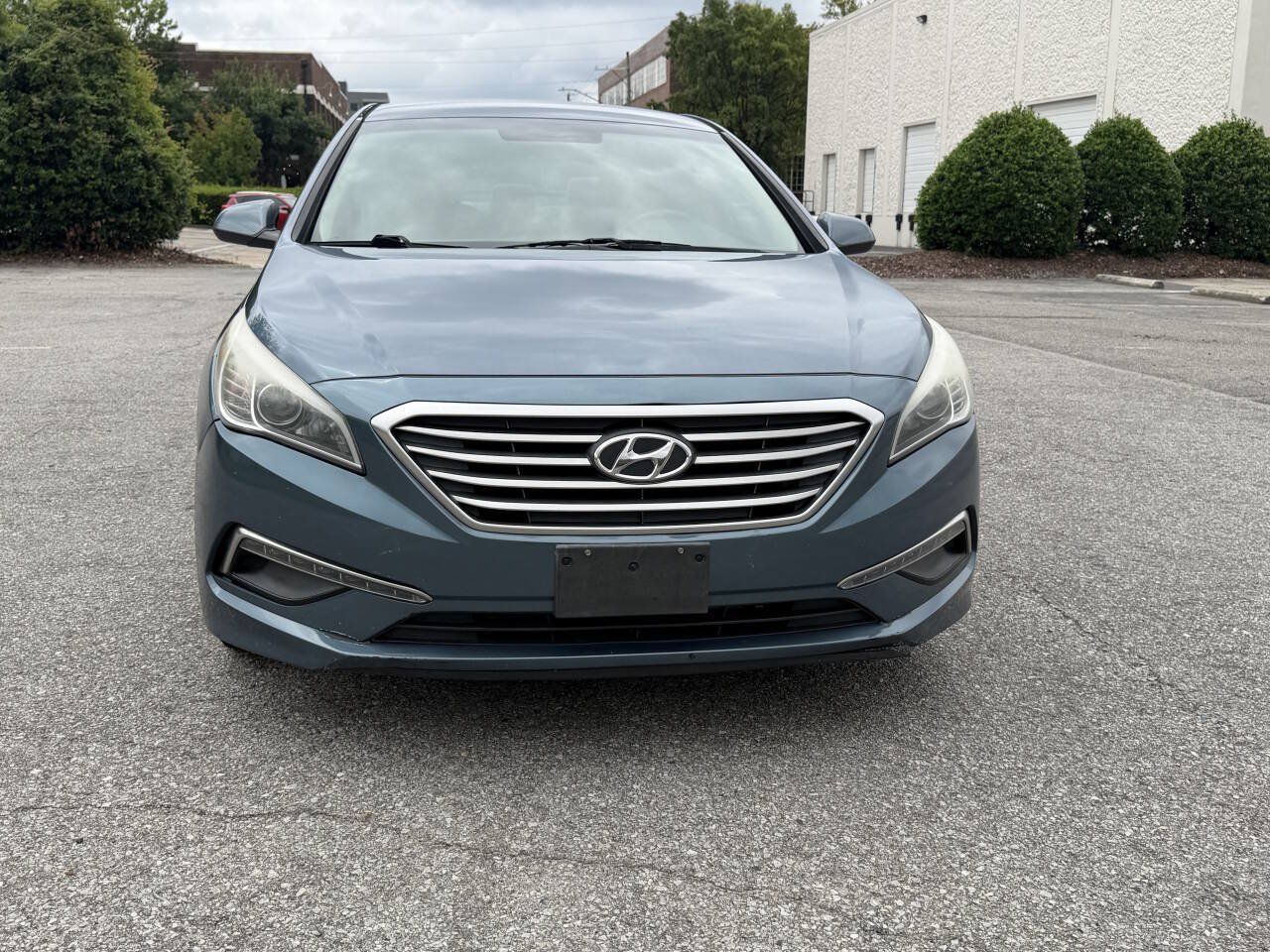 Used 2015 Hyundai Sonata SE FWD image 4