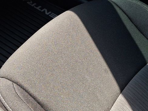 Used 2020 Nissan Sentra SV FWD image 27
