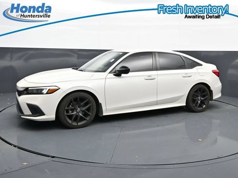 Used 2024 Honda Civic Sport image 6