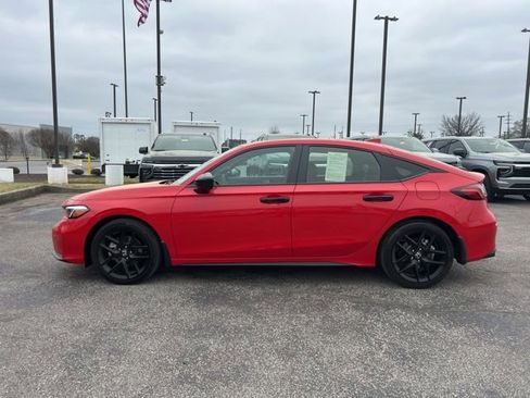 Used 2025 Honda Civic Sport image 6