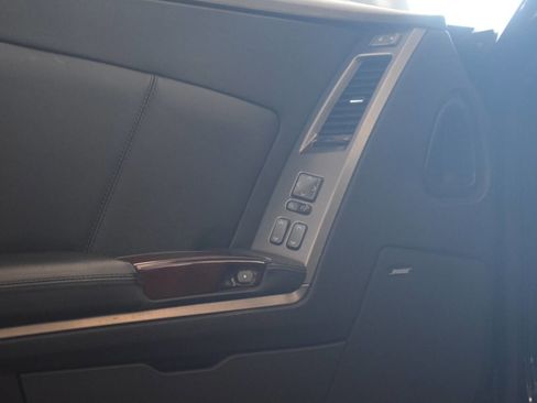Used 2005 Cadillac XLR RWD image 66