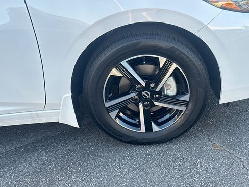 New 2025 Nissan Sentra SV image 12