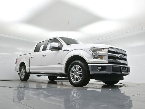 Used 2016 Ford F150 Lariat w/ Equipment Group 501A Mid image 47