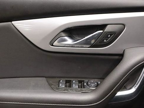 Used 2023 Chevrolet Blazer LT image 17