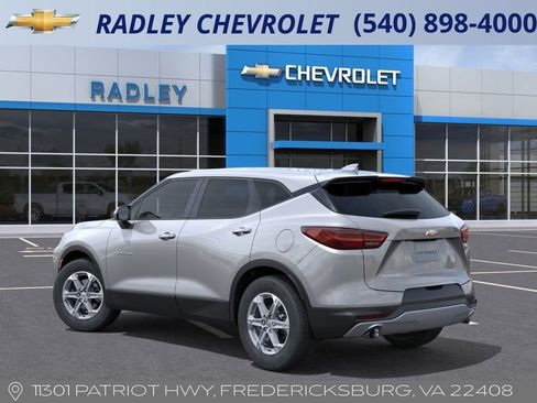 New 2026 Chevrolet Blazer LT image 3