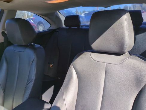 Used 2015 BMW 228i Coupe image 8