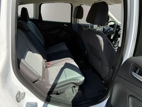 Used 2015 Ford C-MAX SE FWD image 9