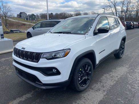 New 2026 Jeep Compass Latitude AWD/4WD image 7