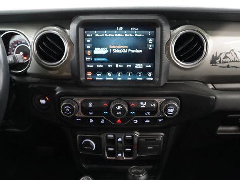 Used 2022 Jeep Wrangler Unlimited Sahara w/ LED Lighting Group image 21