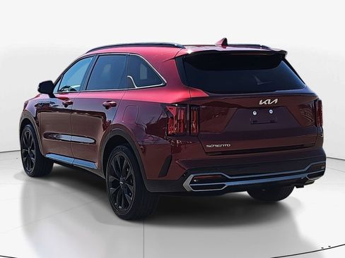 Used 2023 Kia Sorento SX image 7