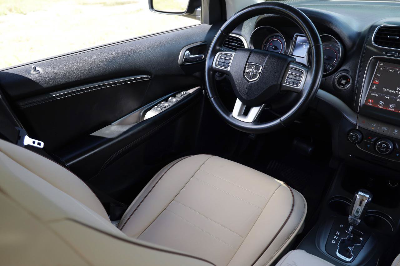Used 2018 Dodge Journey Crossroad AWD/4WD image 20