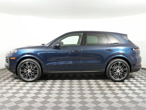 New 2026 Porsche Cayenne AWD/4WD image 2