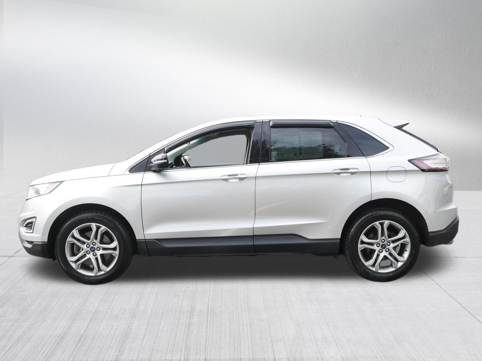 Used 2016 Ford Edge Titanium AWD/4WD image 4