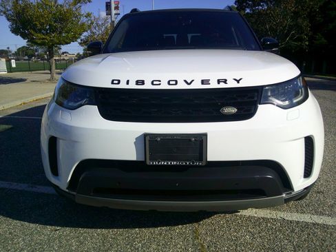 Used 2018 Land Rover Discovery HSE image 22