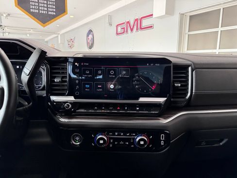 Certified 2023 GMC Sierra 1500 Elevation AWD/4WD image 18