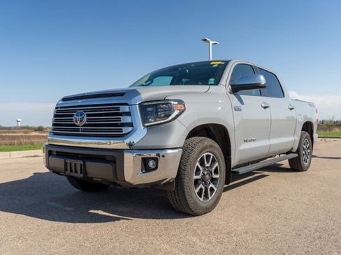 Used 2021 Toyota Tundra Limited w/ Limited Premium Package AWD/4WD image 3