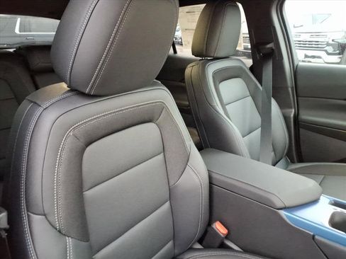 New 2026 Chevrolet Equinox EV LT image 22