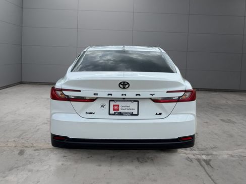 Certified 2025 Toyota Camry LE FWD image 4