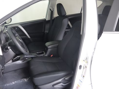 Used 2018 Toyota RAV4 LE w/ All Weather Liner Package AWD/4WD image 7
