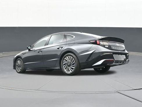 Used 2024 Hyundai Sonata Limited image 45