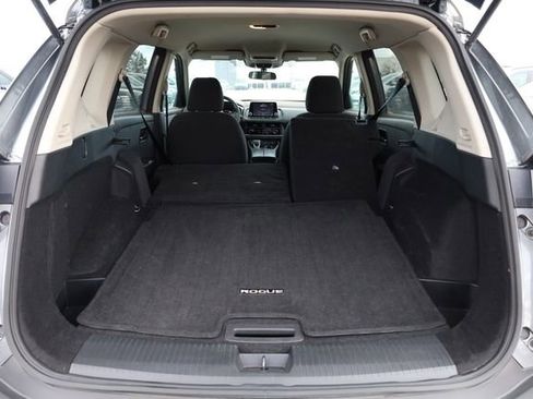 Used 2023 Nissan Rogue S image 25