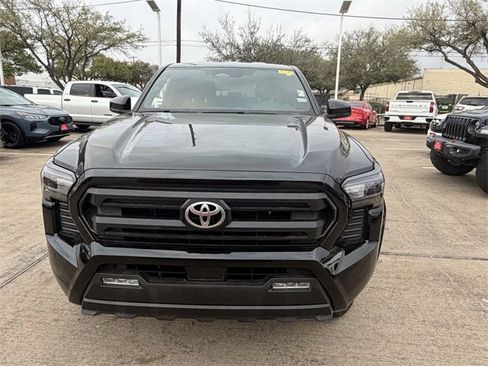 Used 2024 Toyota Tacoma SR5 image 2