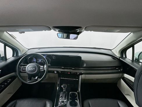 Used 2023 Kia Carnival EX FWD image 23