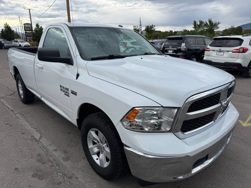 Used 2019 RAM 1500 Classic SLT AWD/4WD image 4