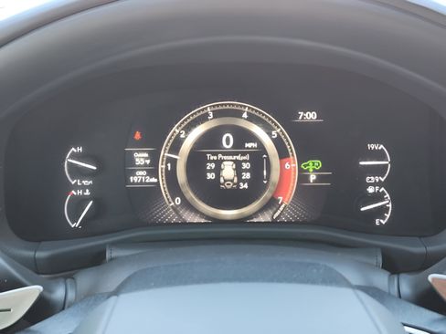 Used 2024 Lexus LX 600 4WD w/ Appearance Package image 30