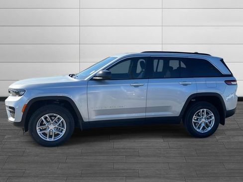 New 2025 Jeep Grand Cherokee Laredo X w/ Luxury Tech Group I image 6