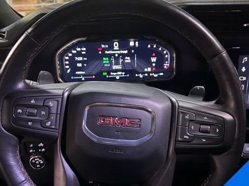 Used 2022 GMC Sierra 1500 AT4 w/ AT4 Preferred Package image 12