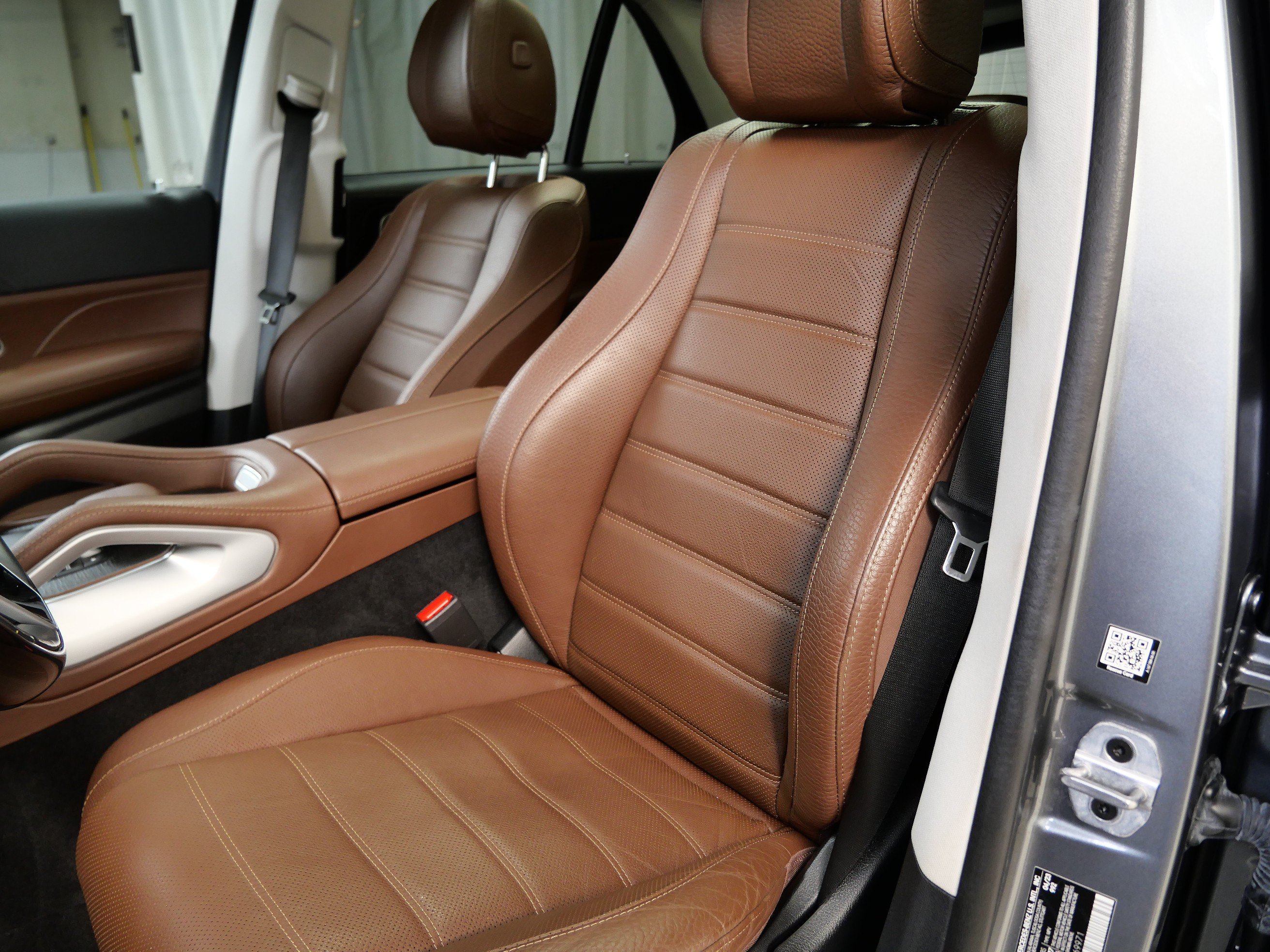 Certified 2024 Mercedes-Benz GLE 350 4MATIC image 3