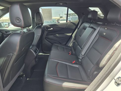 Used 2022 Chevrolet Equinox RS w/ RS Leather Package AWD/4WD image 16