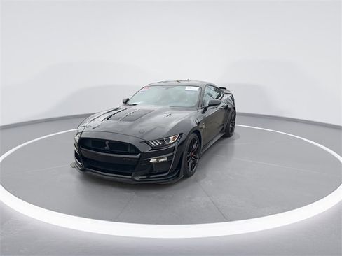 Certified 2020 Ford Mustang Shelby GT500 w/ Technology Package image 2