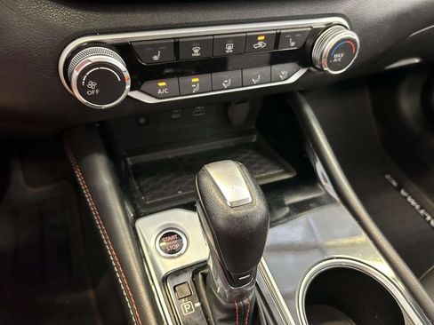 Used 2023 Nissan Altima 2.5 SR w/ SR Premium Package AWD/4WD image 22