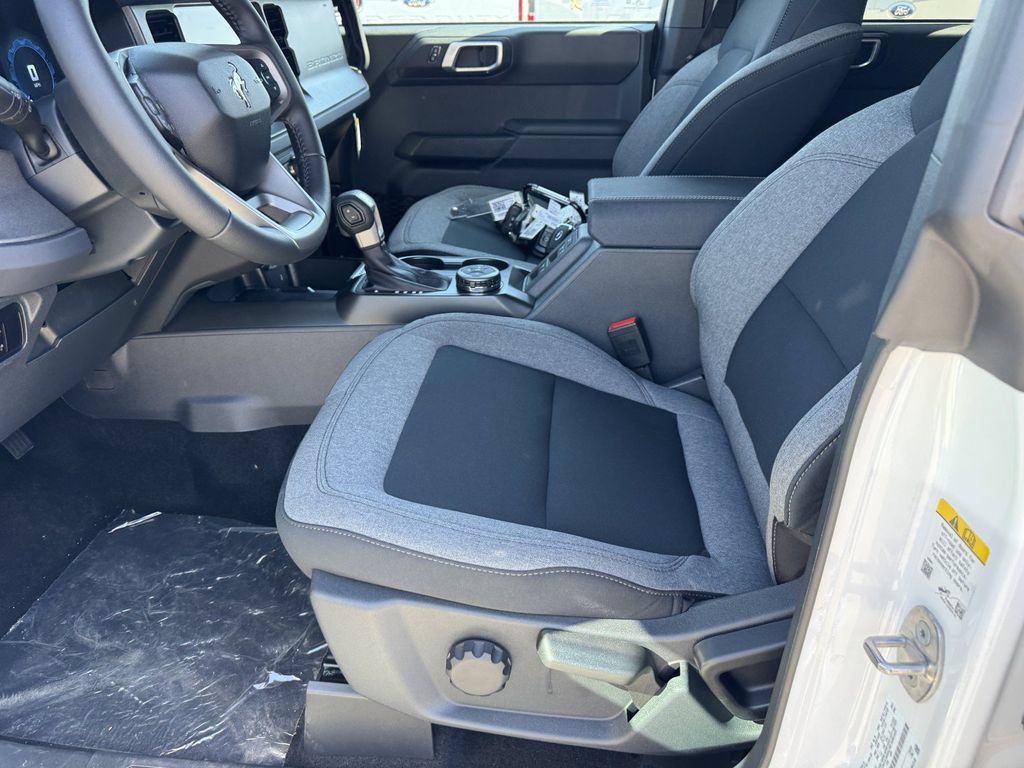 New 2026 Ford Bronco Big Bend AWD/4WD image 17