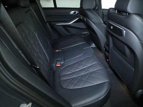 Used 2024 BMW X5 xDrive40i w/ Premium Package AWD/4WD image 35