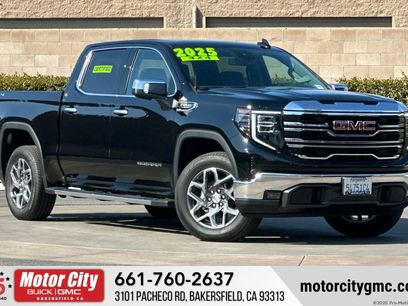 Certified 2025 GMC Sierra 1500 SLT w/ SLT Premium Package