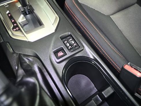 Used 2023 Subaru Crosstrek 2.0i Premium image 28