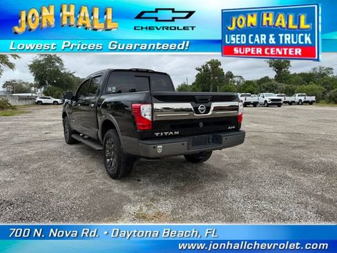 Used 2017 Nissan Titan Platinum Reserve image 8
