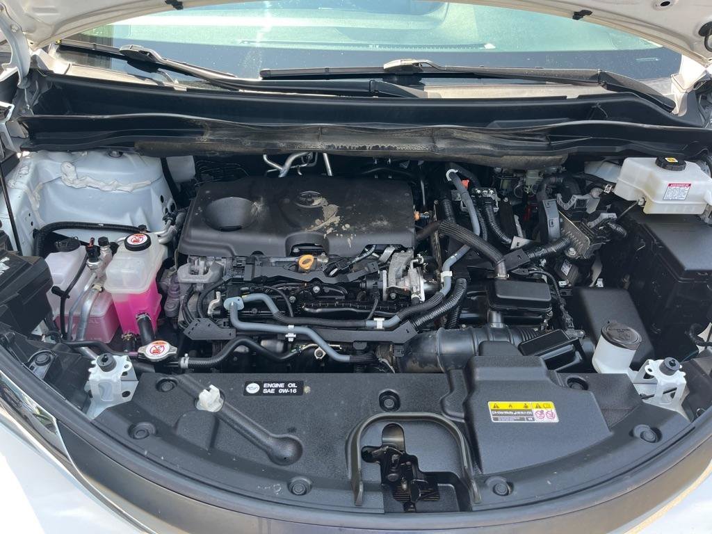Used 2021 Toyota Sienna XLE w/ XLE Plus Package FWD image 25
