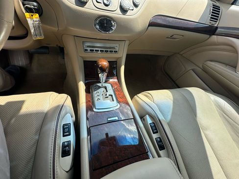 Used 2005 INFINITI Q45 w/ (P01) Premium Pkg RWD image 24